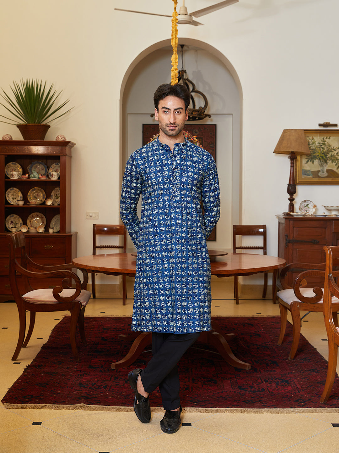 Leaf Printed Pure Cotton Straight Kurta with Pyjama