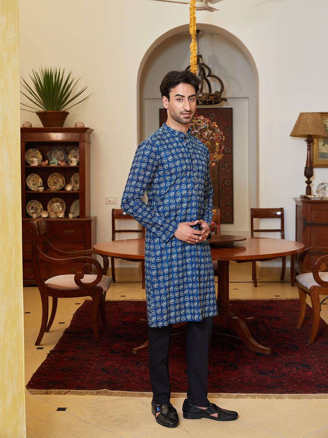 Leaf Printed Pure Cotton Straight Kurta with Pyjama