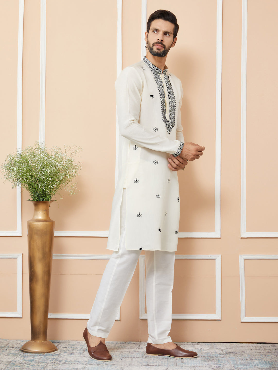Cream Embroidered Chanderi Silk Straight Kurta