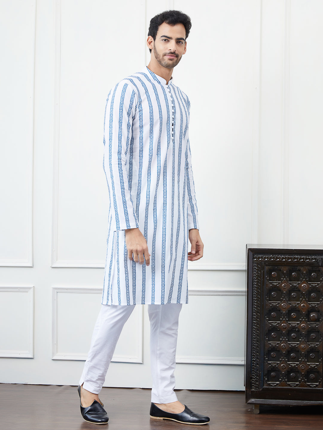 Embroidered Pure Cotton Straight Kurta with Pyjama