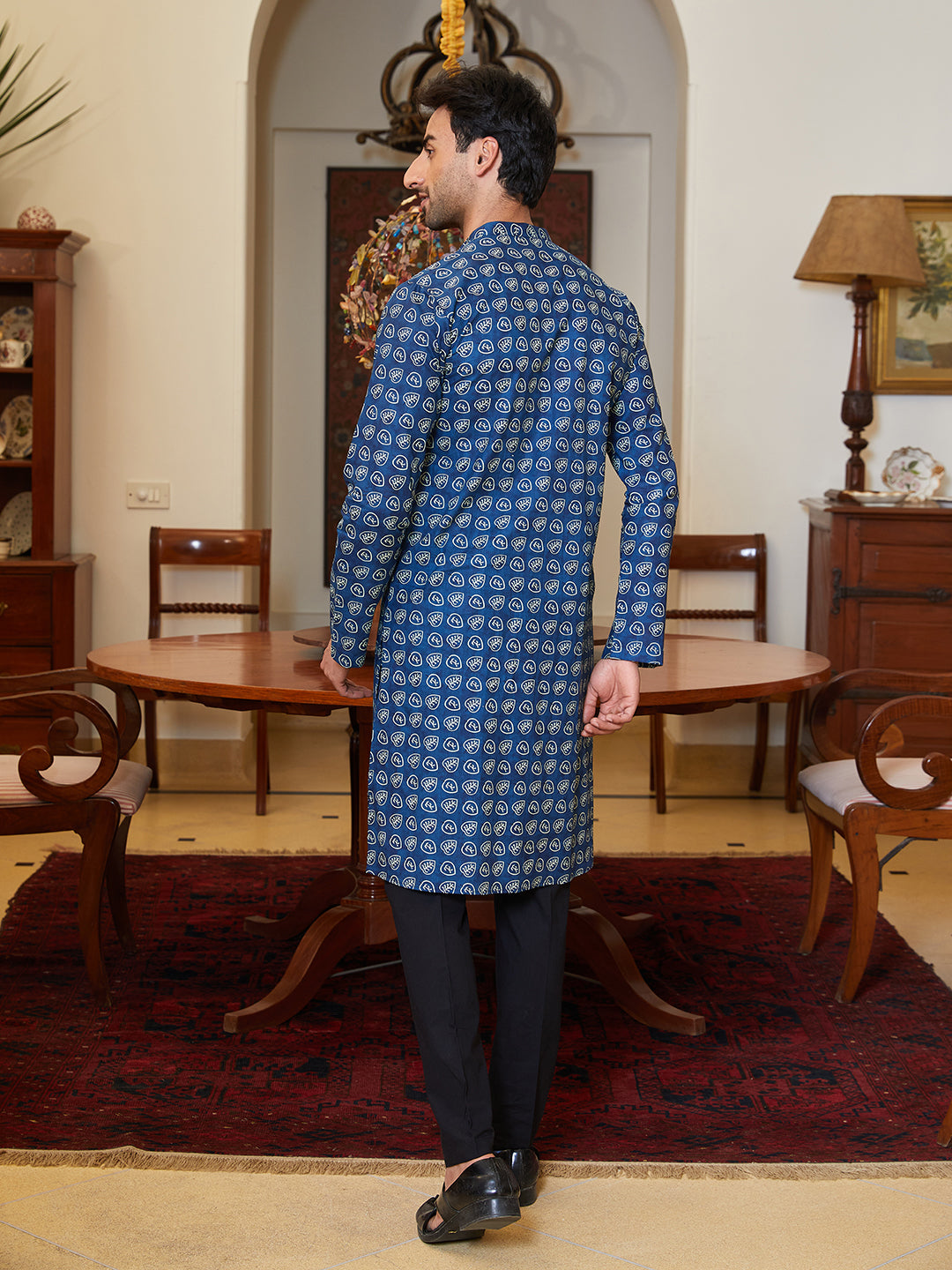 Leaf Printed Pure Cotton Straight Kurta with Pyjama