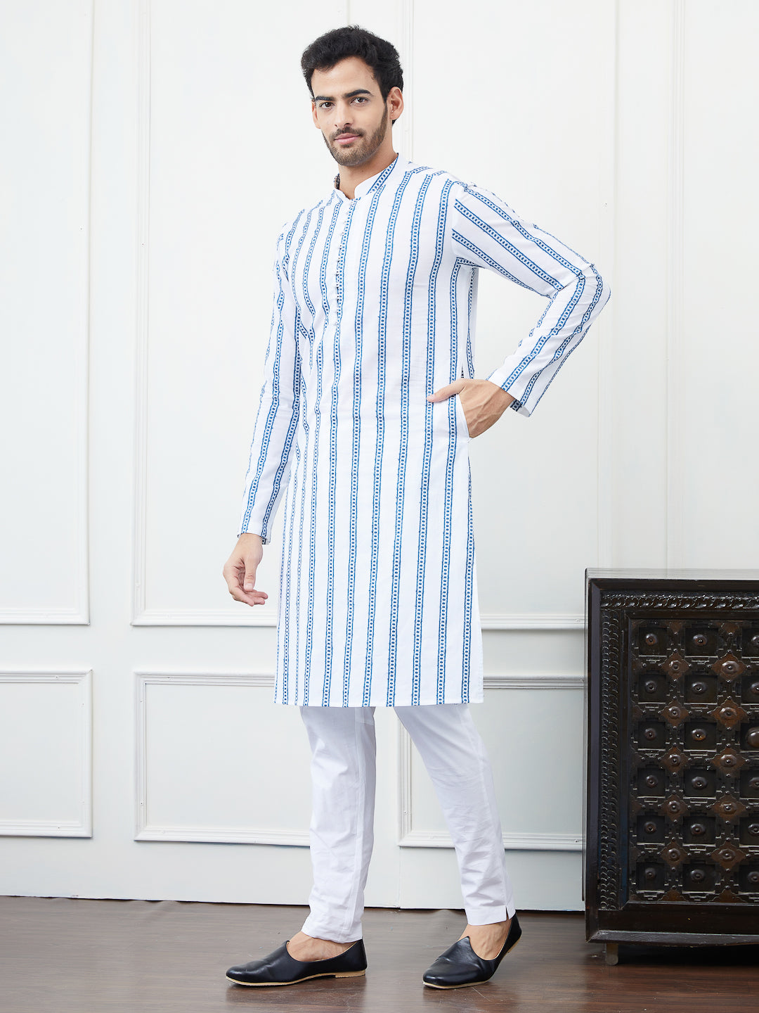 Embroidered Pure Cotton Straight Kurta with Pyjama