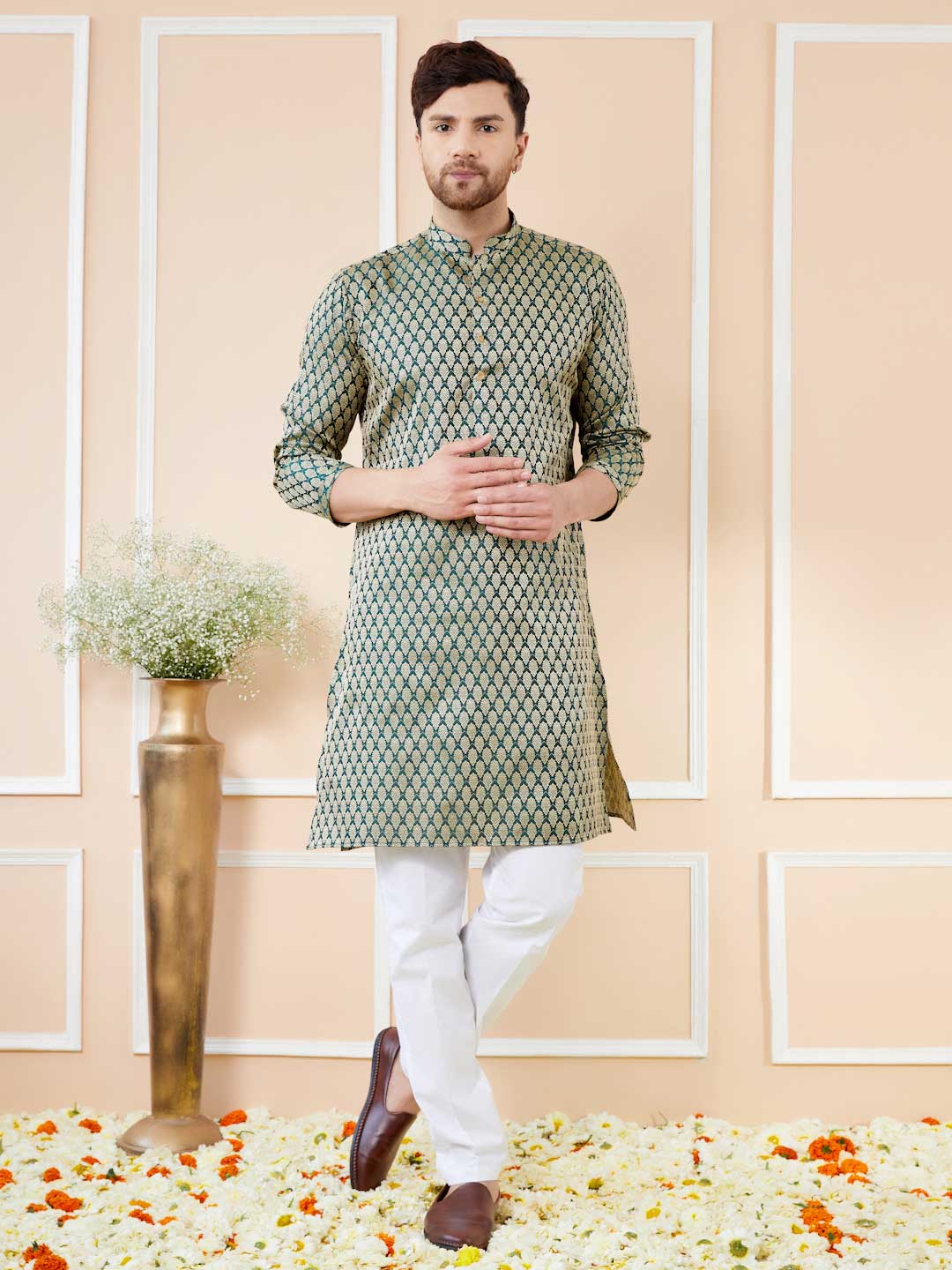 Green Ethnic Motifs Silk Jacquard Woven Design Straight Kurta with Pyjama
