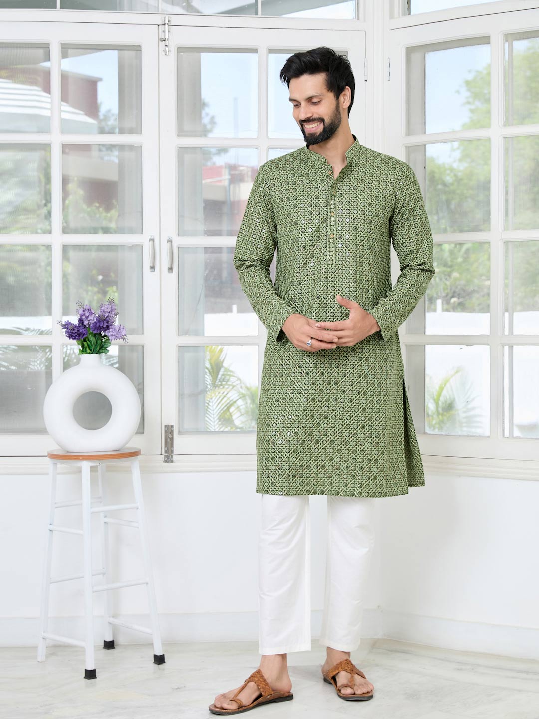 Men Dark Green Embroidered Straight Kurta with Pyjama with Pyjama