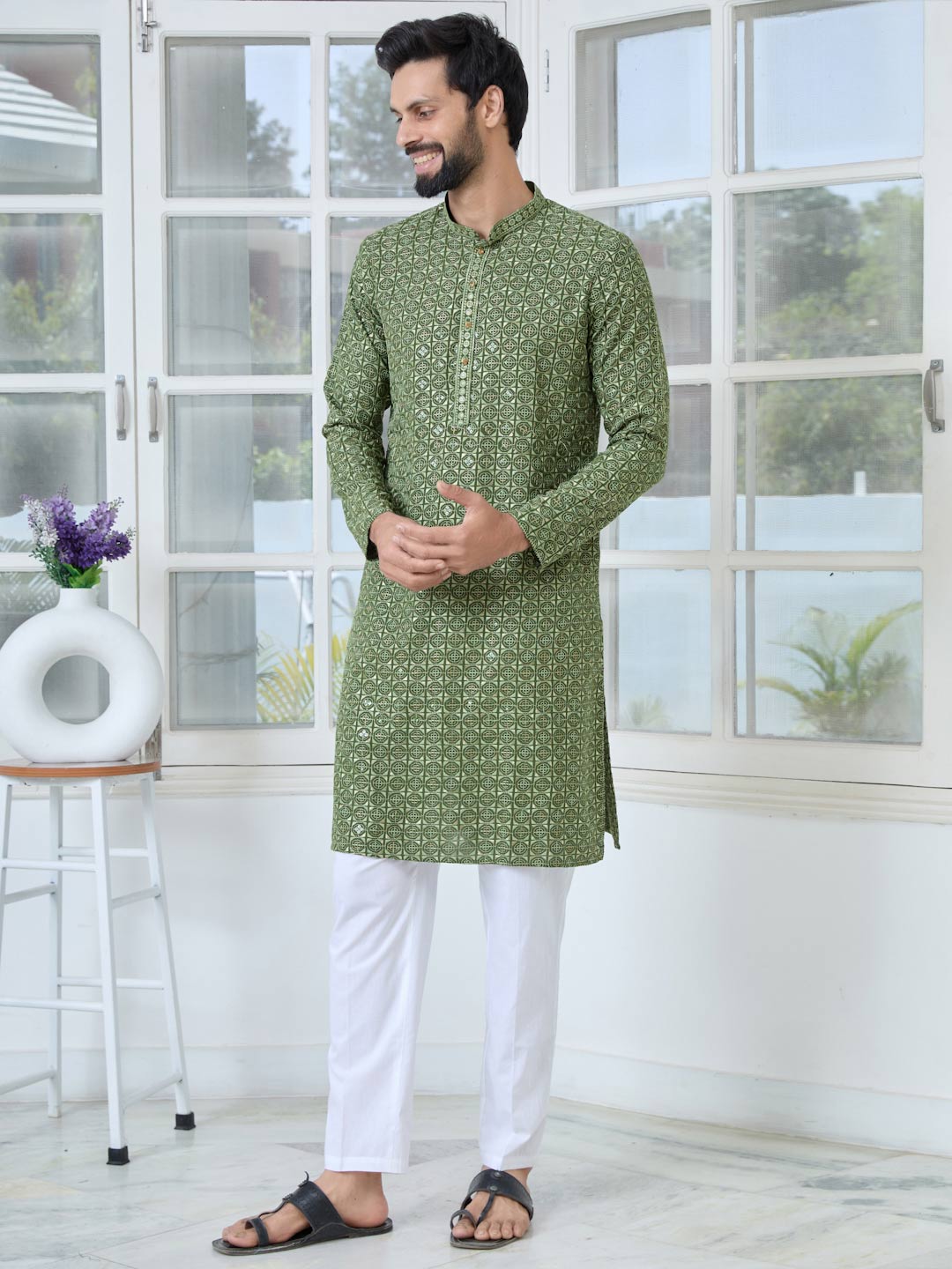Men Green Embroidered Mandarin Collar Straight Kurta with Pyjama with Pyjama