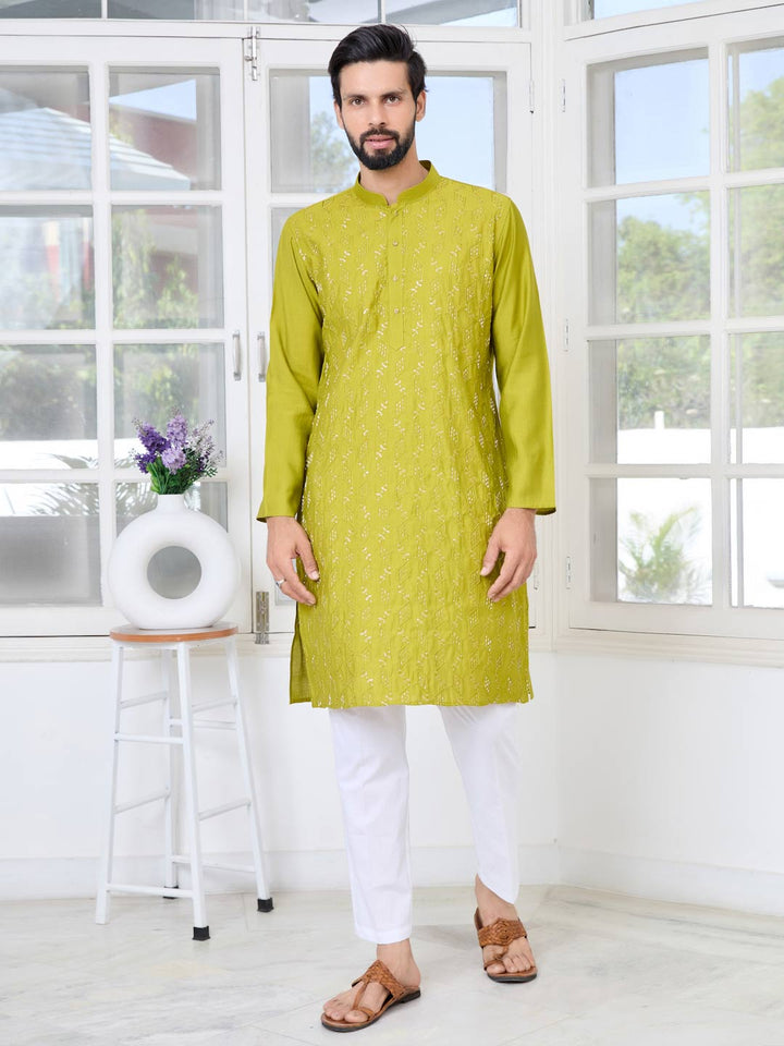 Green Ethnic Motifs Embroidered Sequinned Mandarin Collar Straight Kurta with Pyjama with Pyjama