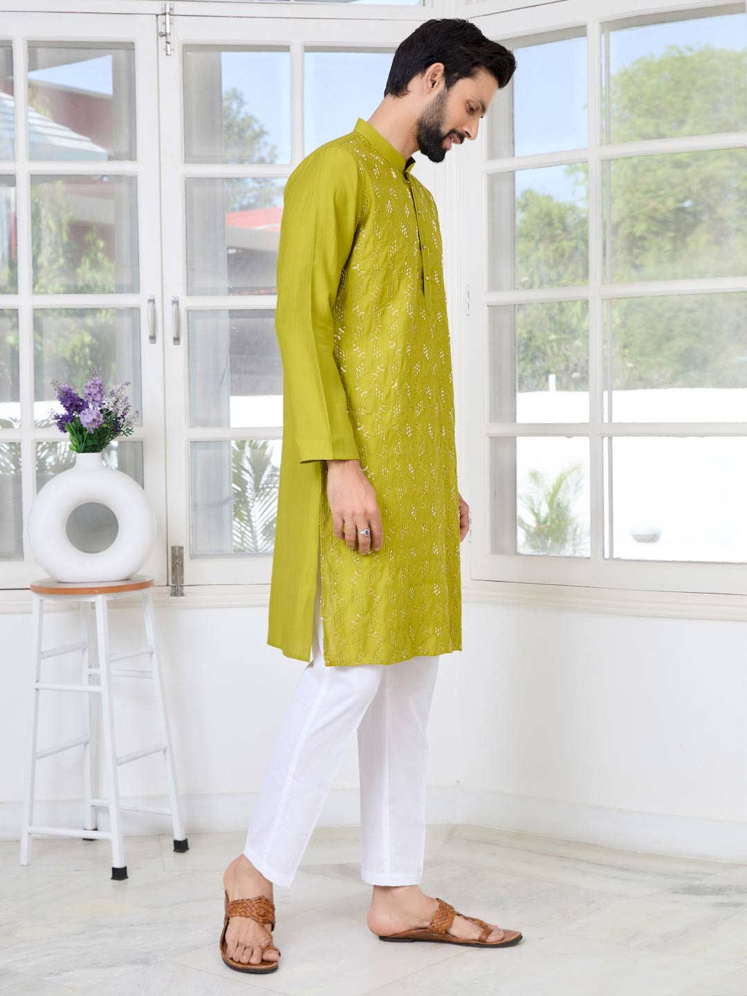 Green Ethnic Motifs Embroidered Sequinned Mandarin Collar Straight Kurta with Pyjama with Pyjama