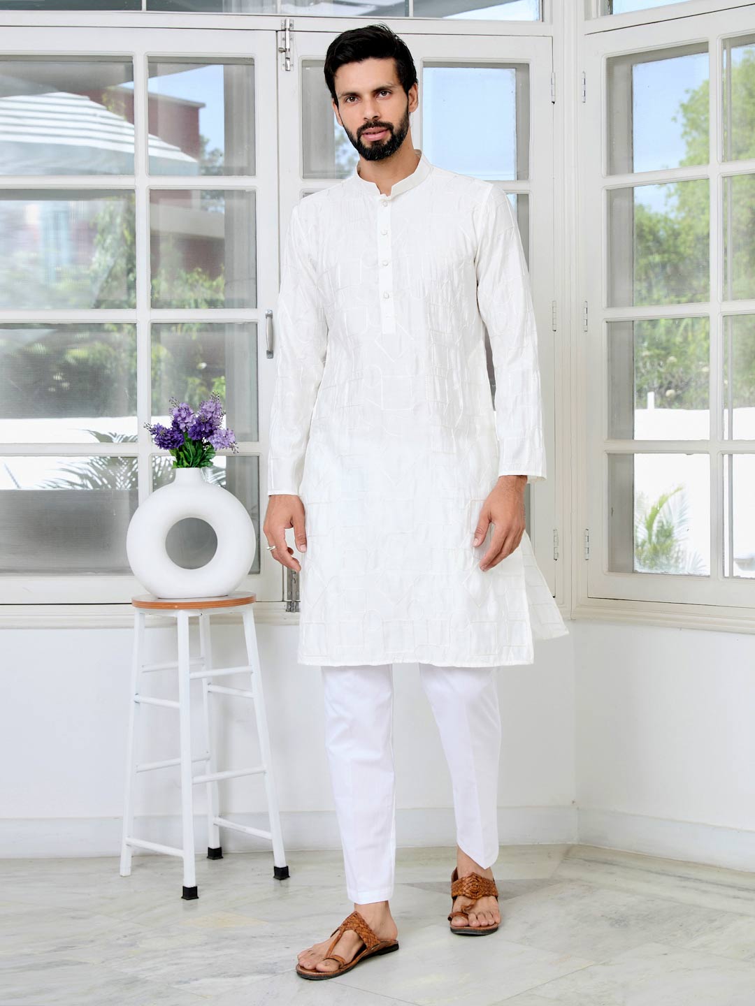 Cream Geometric Embroidered Thread Work Mandarin Collar Straight Kurta with Pyjama with Pyjama
