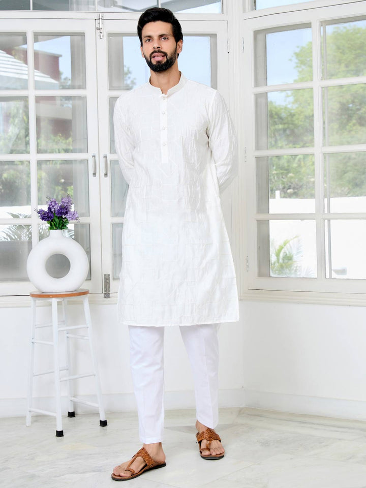 Cream Geometric Embroidered Thread Work Mandarin Collar Straight Kurta with Pyjama with Pyjama