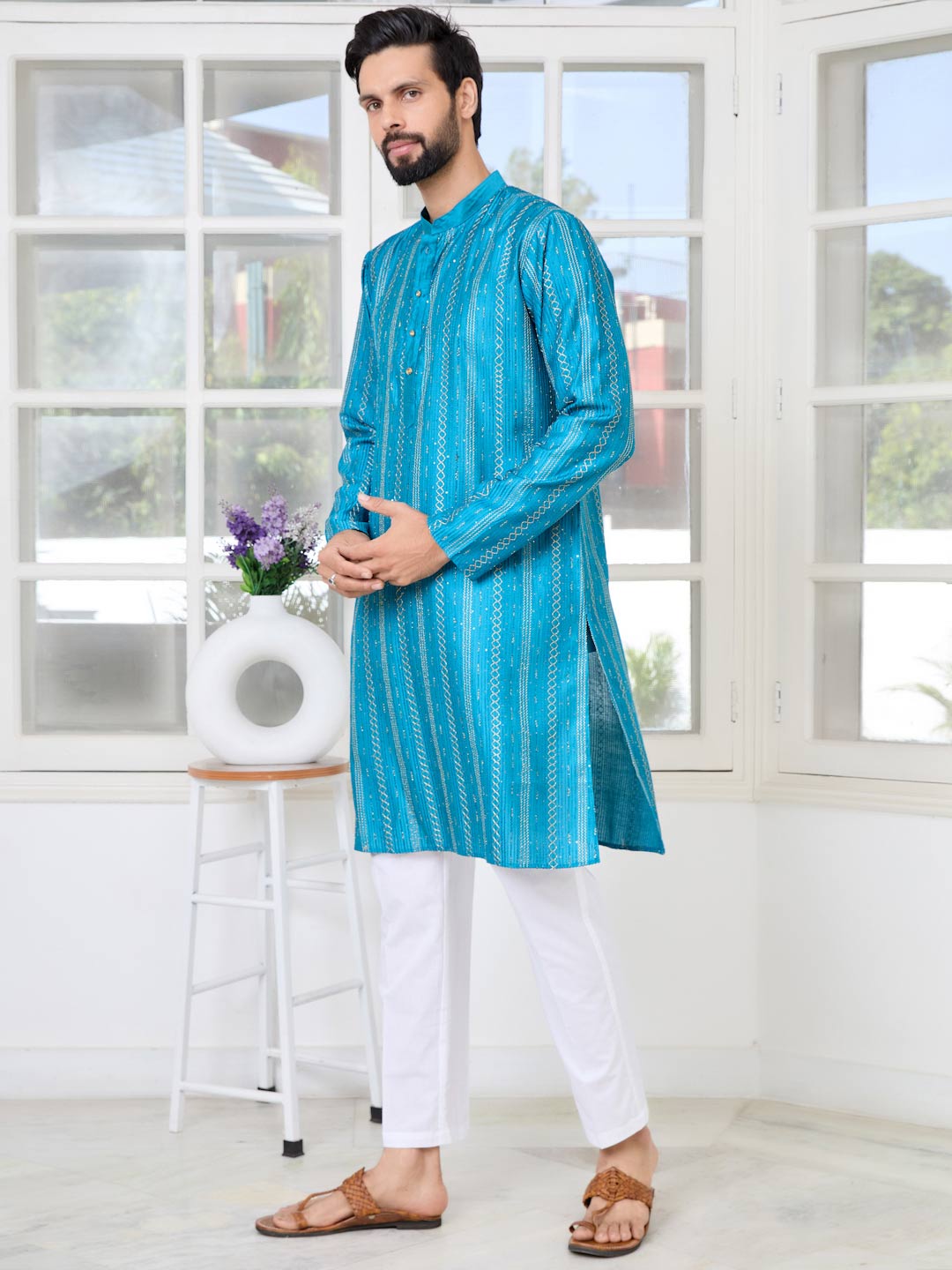 Blue Embroidered Chanderi Silk straight Kurta with Pyjama with Pyjama