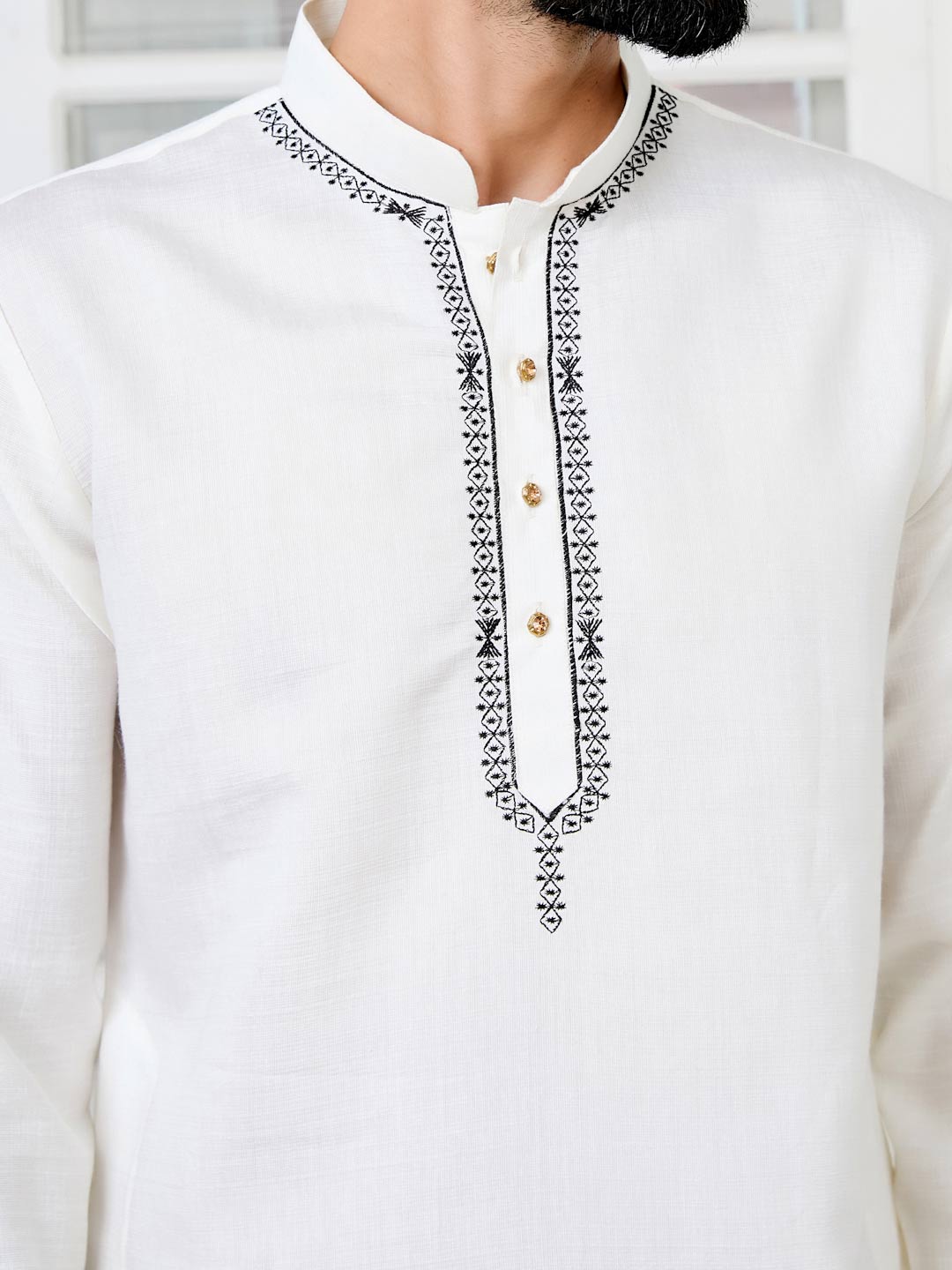 Off-White Chanderi Straight Kurta with Pyjama with Yoke Design