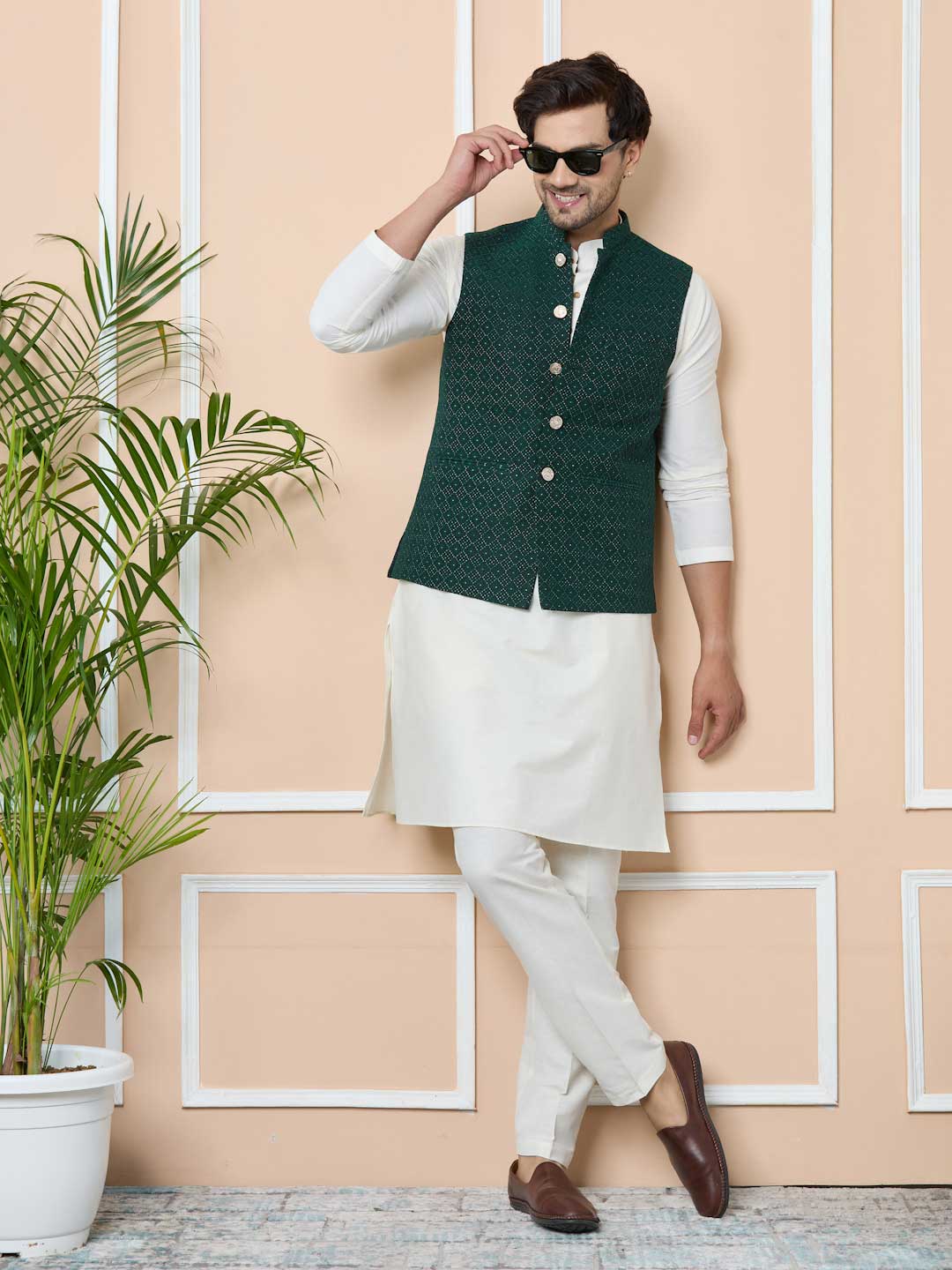 Green Woven Jacquard Nehru Jacket with Solid Kurta-Pyjama (3 Piece