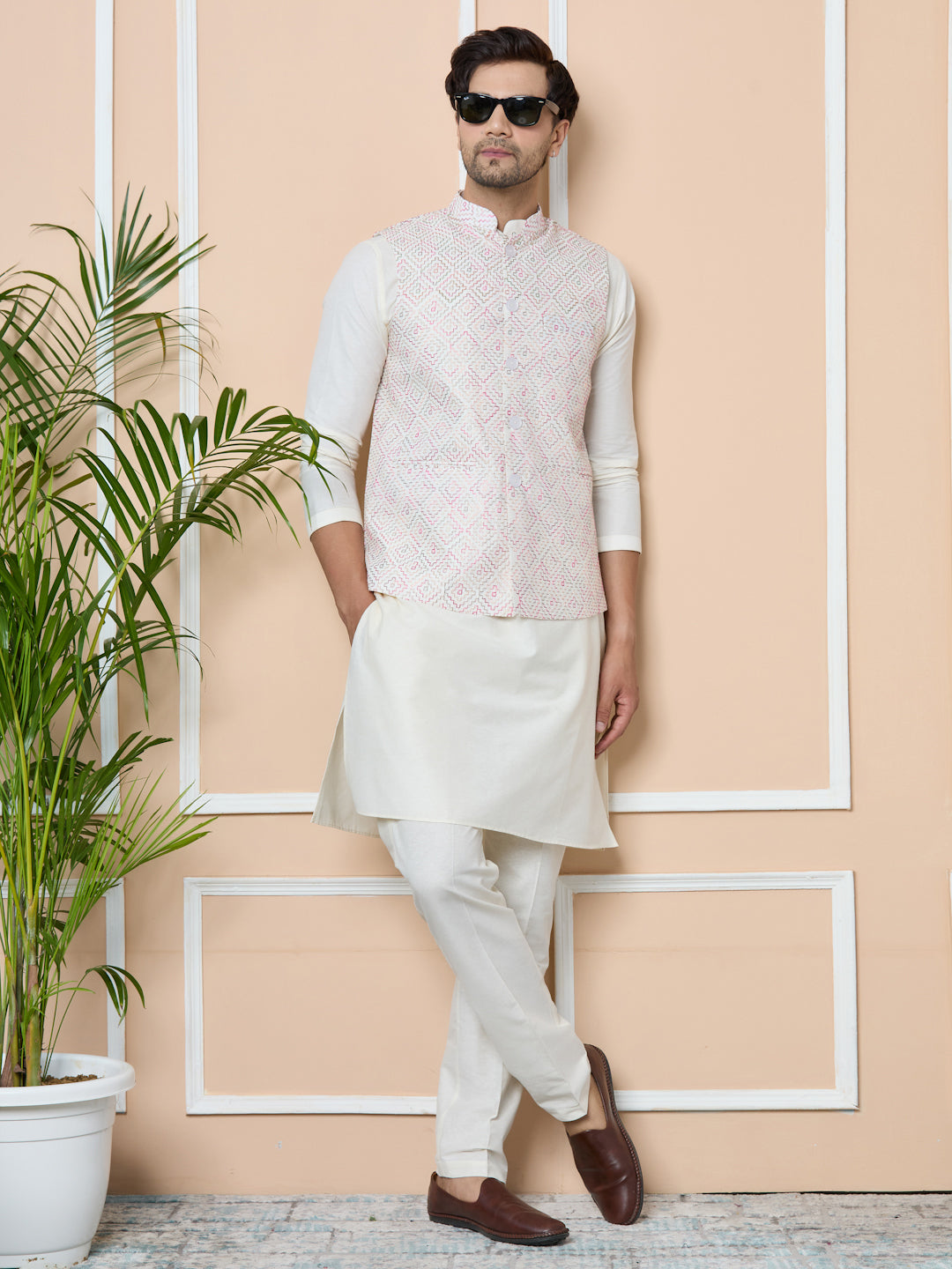 Mens Kurta Kurta Pajama Modi Jacket Wearing Style White