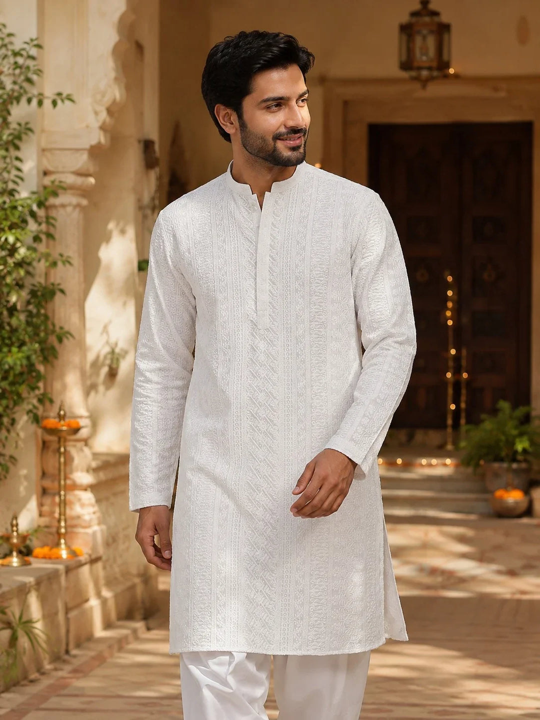 Top Benefits of Chikankari Kurta for Men During Festive Season