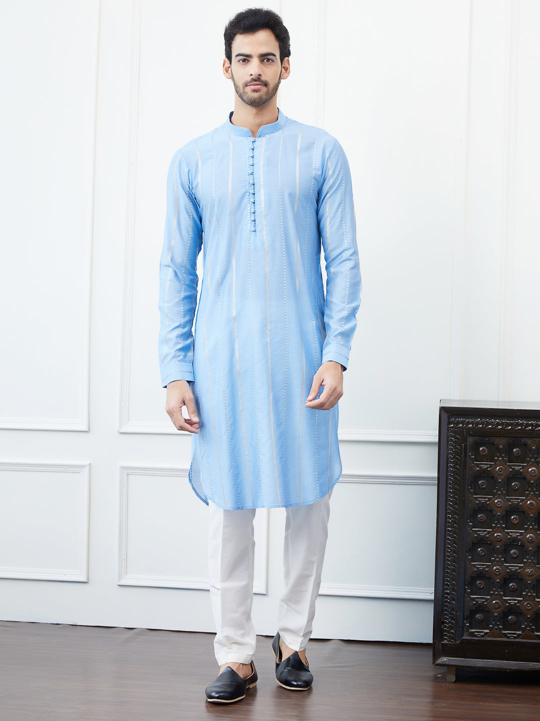 Sequins Embroidered Chanderi Silk Straight Kurta