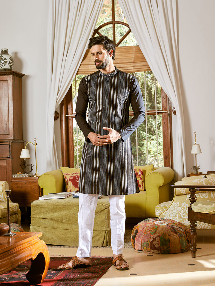 Gota Strips and Thread Worked Pure Cotton Straight Kurta with Pyjama