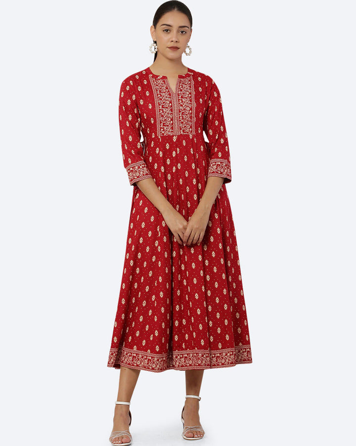 Women Maroon And Gold Printed Anarkali Kurta