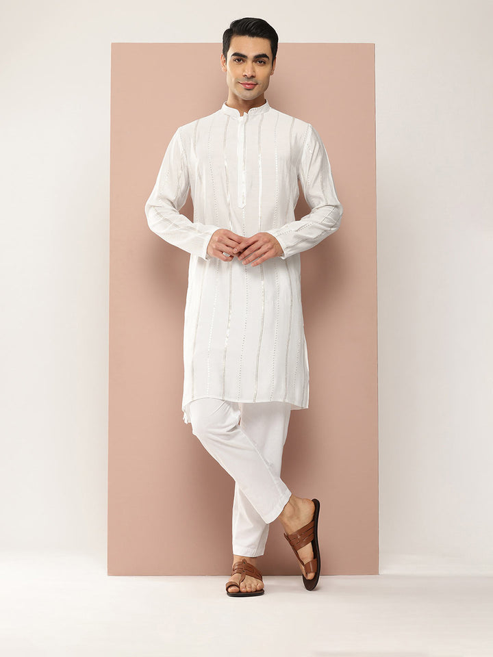 Men's Off-White Sequined & Embroidered Chanderi Silk Straight Kurta