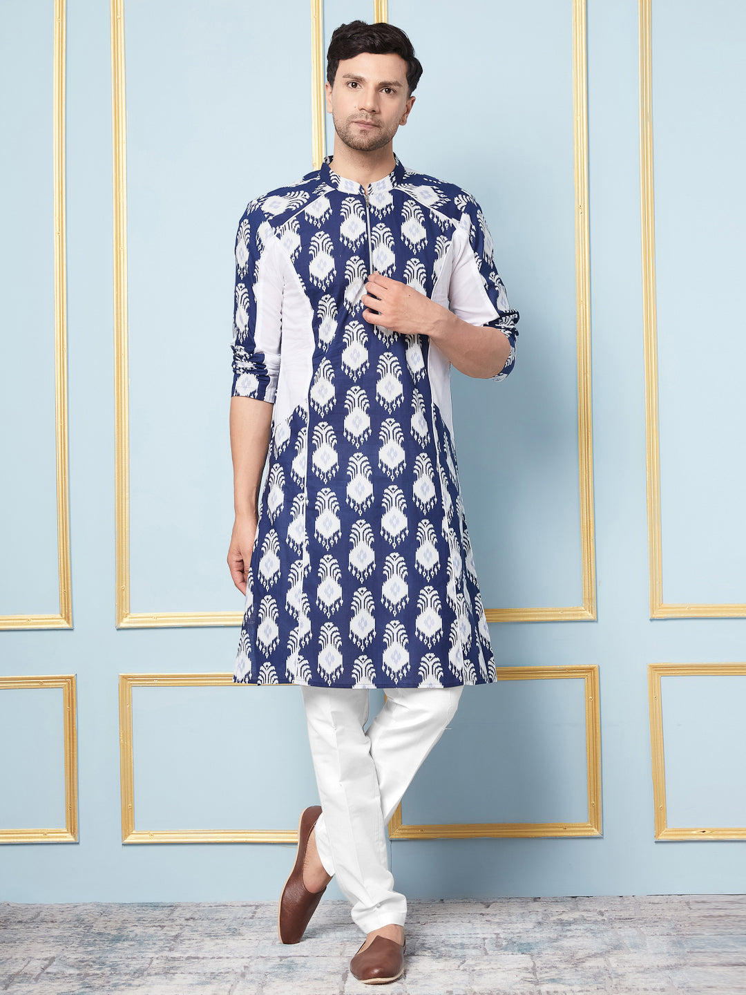 Ikat Printed Kurta With Pyjama