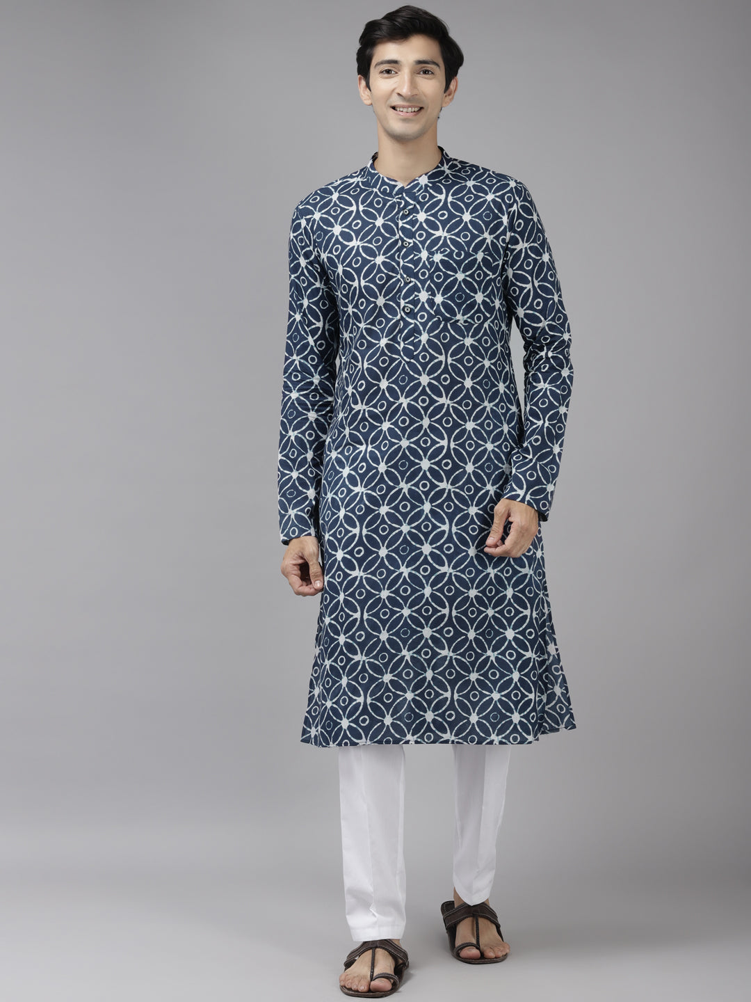Men Blue & Off White Printed Straight Kurta With Pyjama