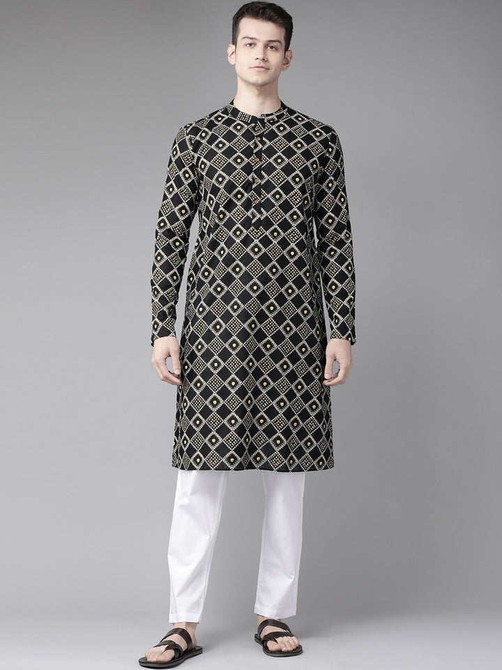 Men Black And Gold Printed Straight Kurta