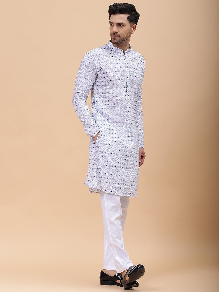 Men White & Blue Pure Cotton Embroidered Straight Kurta