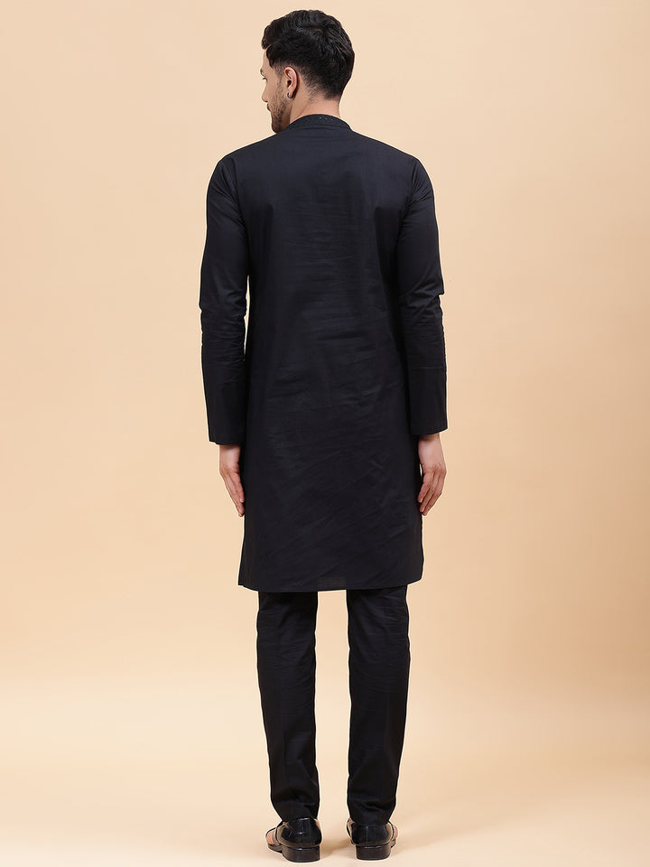Pure Cotton Embroidered Straight kurta