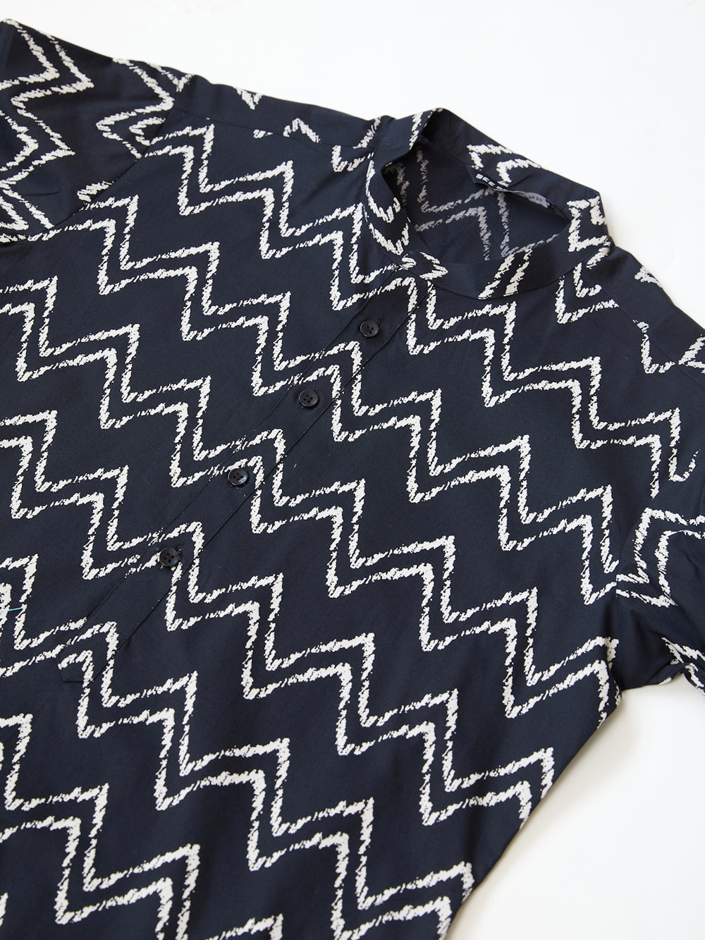 Black Printed Pure Cotton Straight Kurta with Pyjama – Black