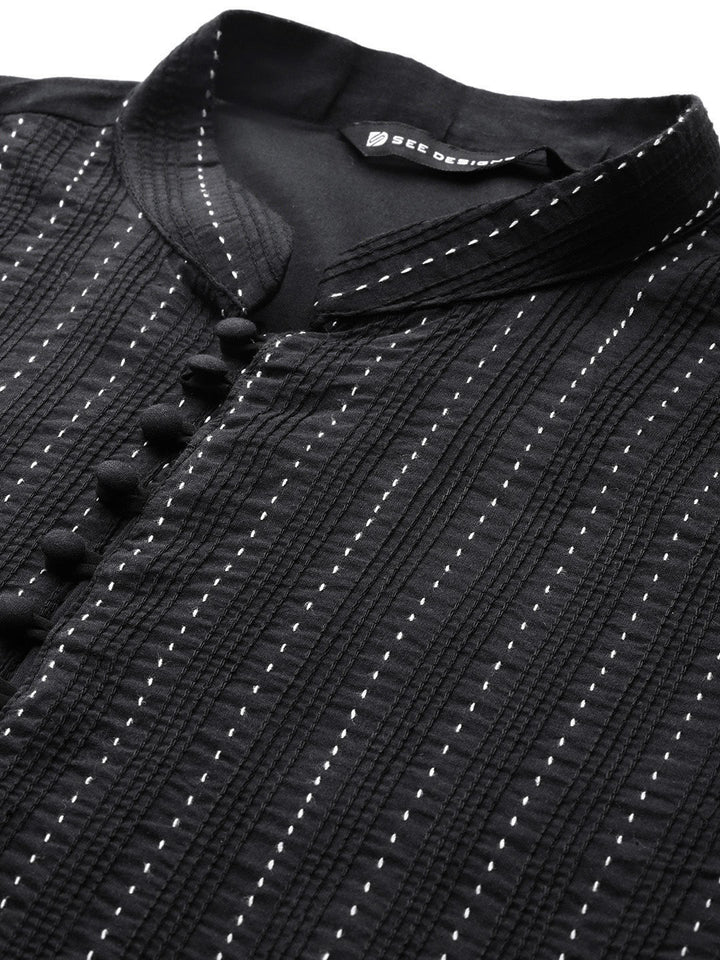 Men's Black Threadwork Embellished Pure Cotton Straight Kurta