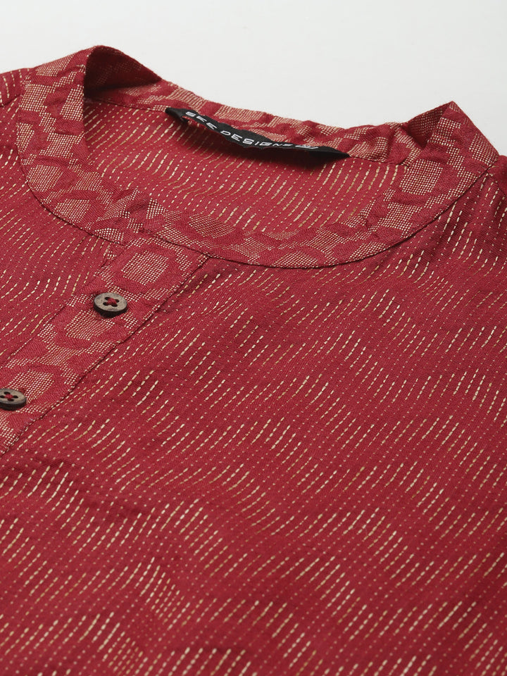 Men Mroon & beige thread work