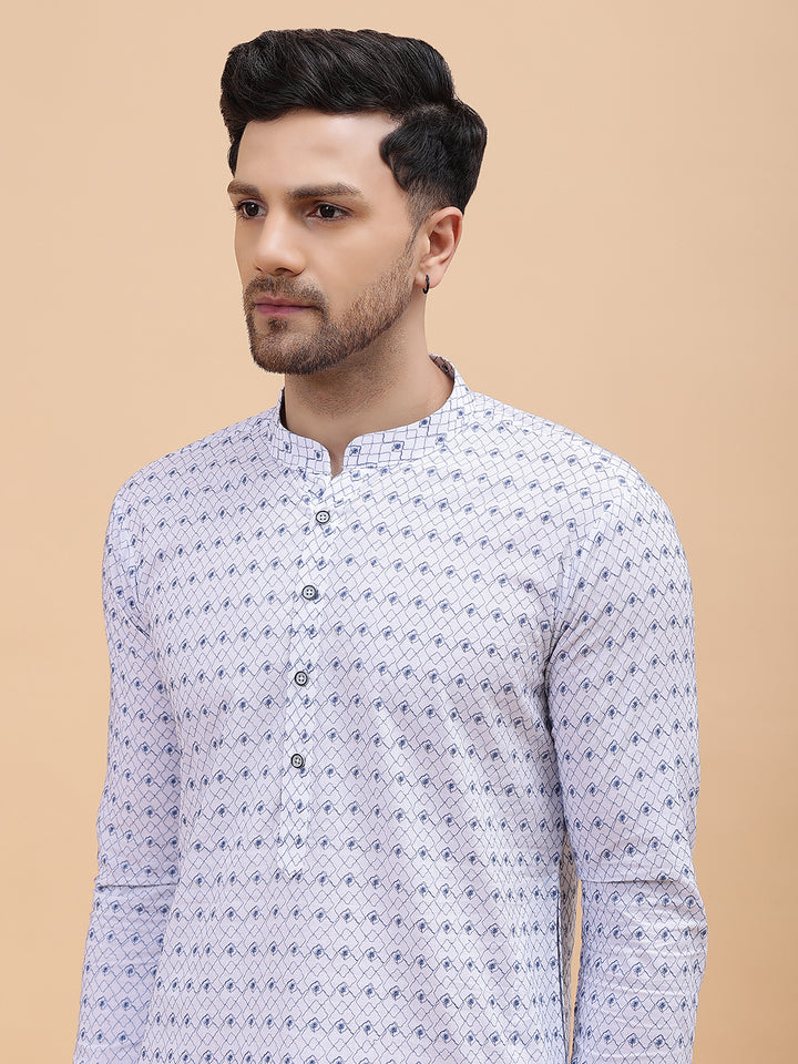 Men White & Blue Pure Cotton Embroidered Straight Kurta