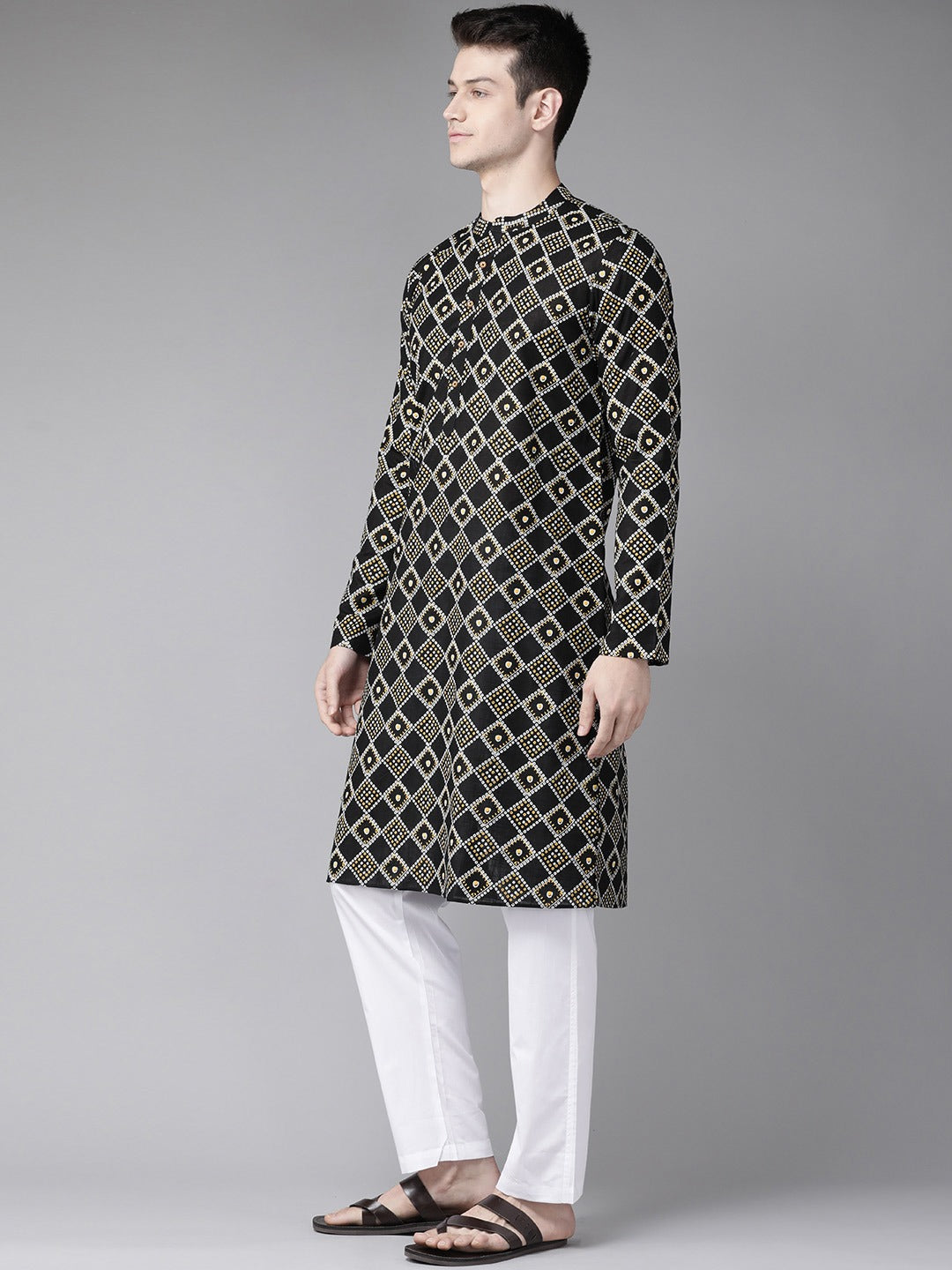 Men Black And Gold Printed Straight Kurta