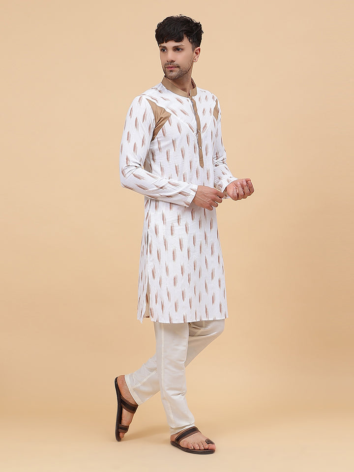 White Ikat Printed Kurta With Pyjama