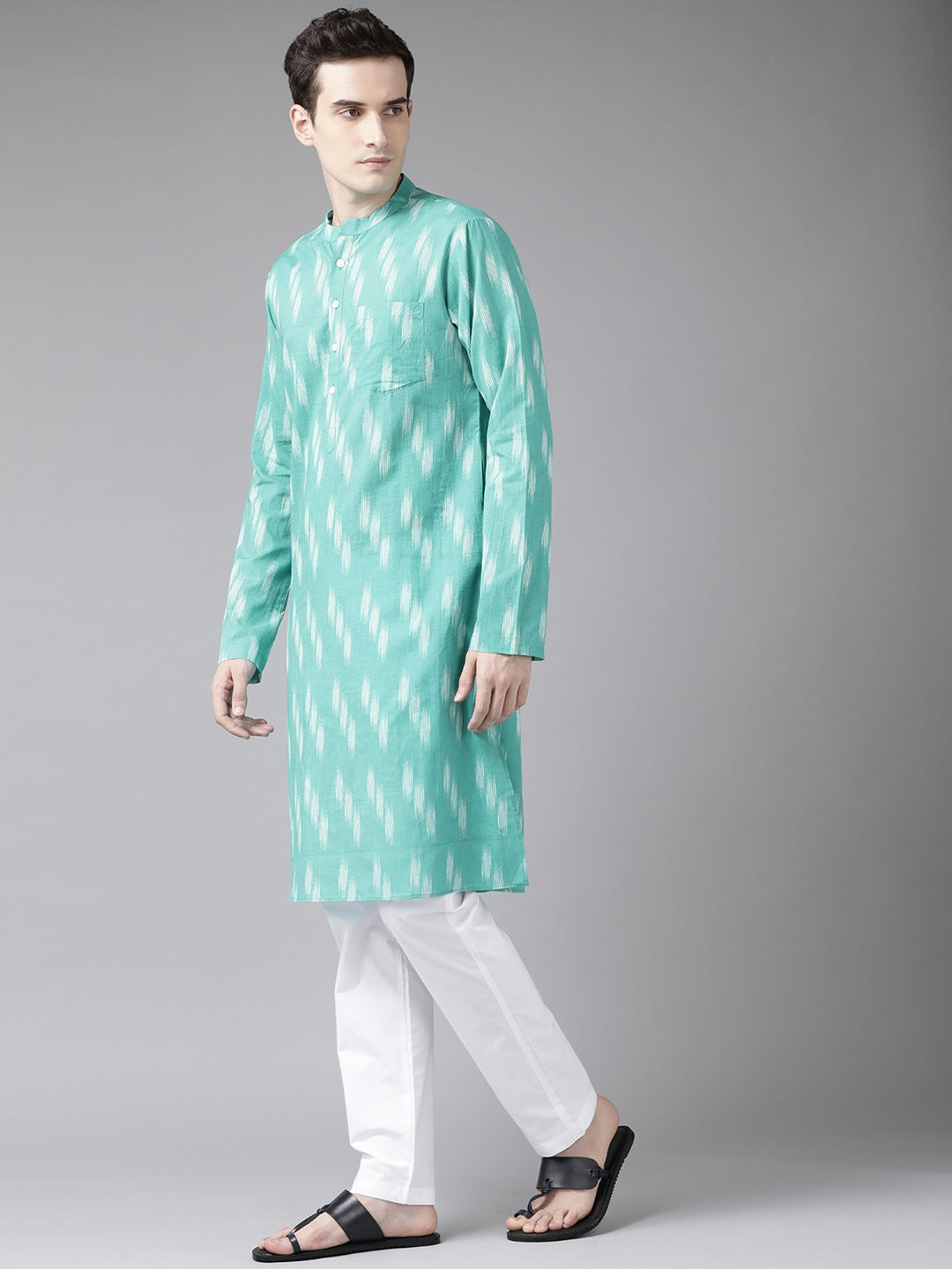 Men Turquoise Blue And White Printed Straight Kurta