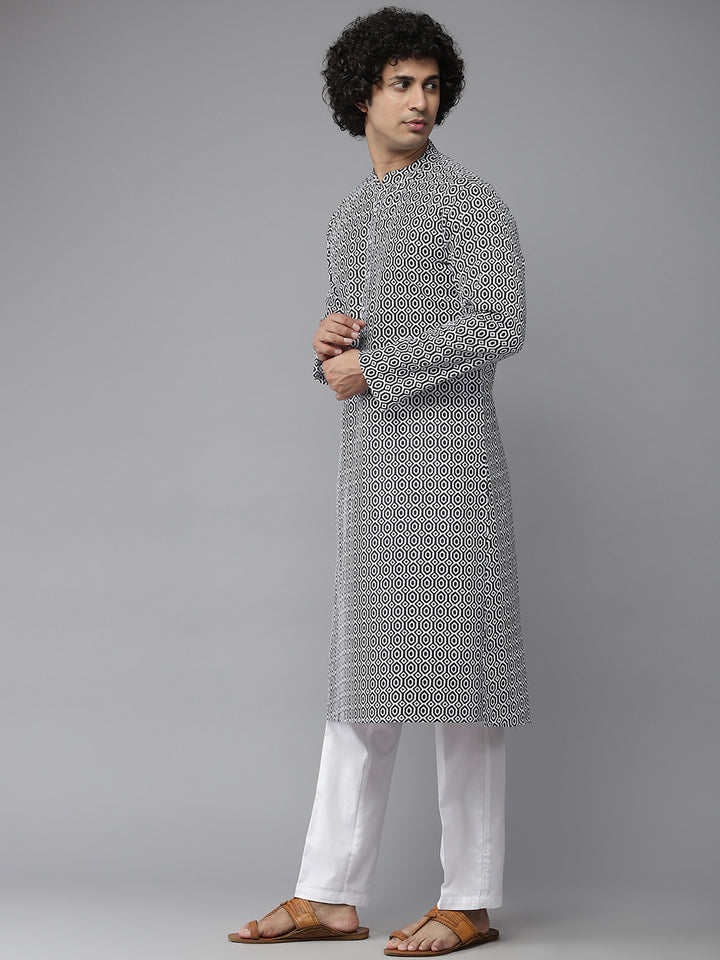 Men Navy Blue-Coloured And White Printed Pure Cotton Straight Kurta With Pyjama