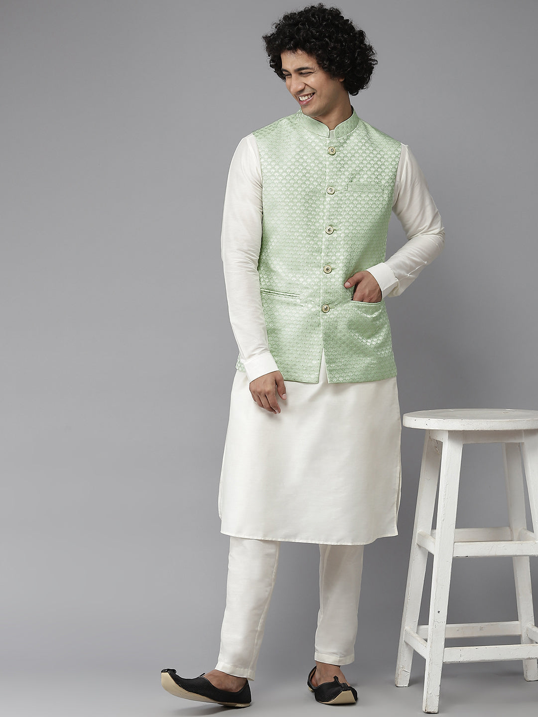 Men Sap green & White Woven Jacquard Nehru jacket