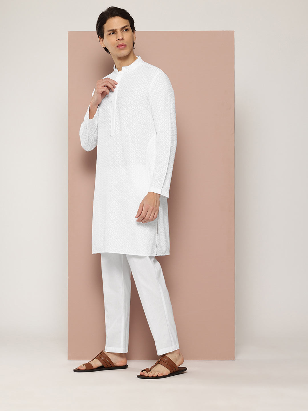 Men's White Embroidered Chikankari Pure Cotton Straight Kurta