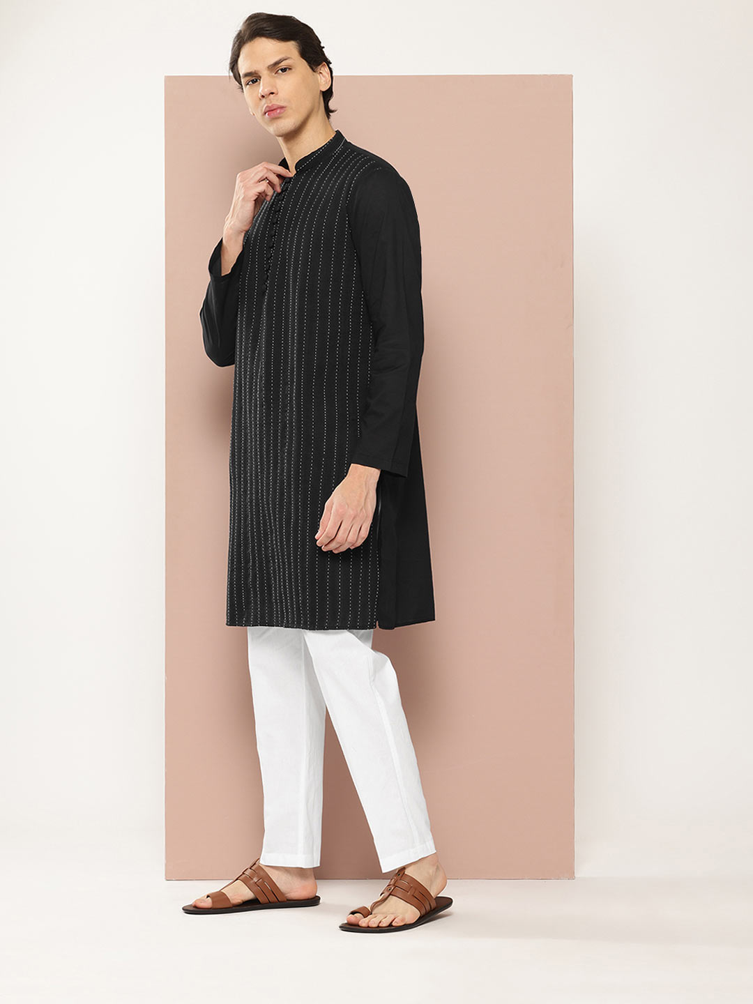 Men's Black Threadwork Embellished Pure Cotton Straight Kurta