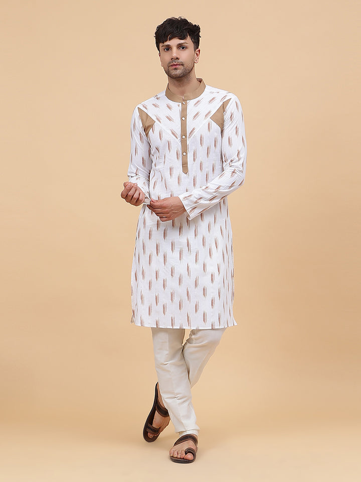 White Ikat Printed Kurta With Pyjama