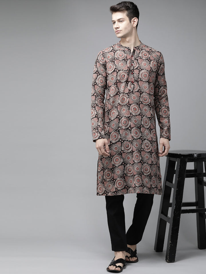 Men Beige And Black Kalamkari Block Printed Straight Sustainable Kurta