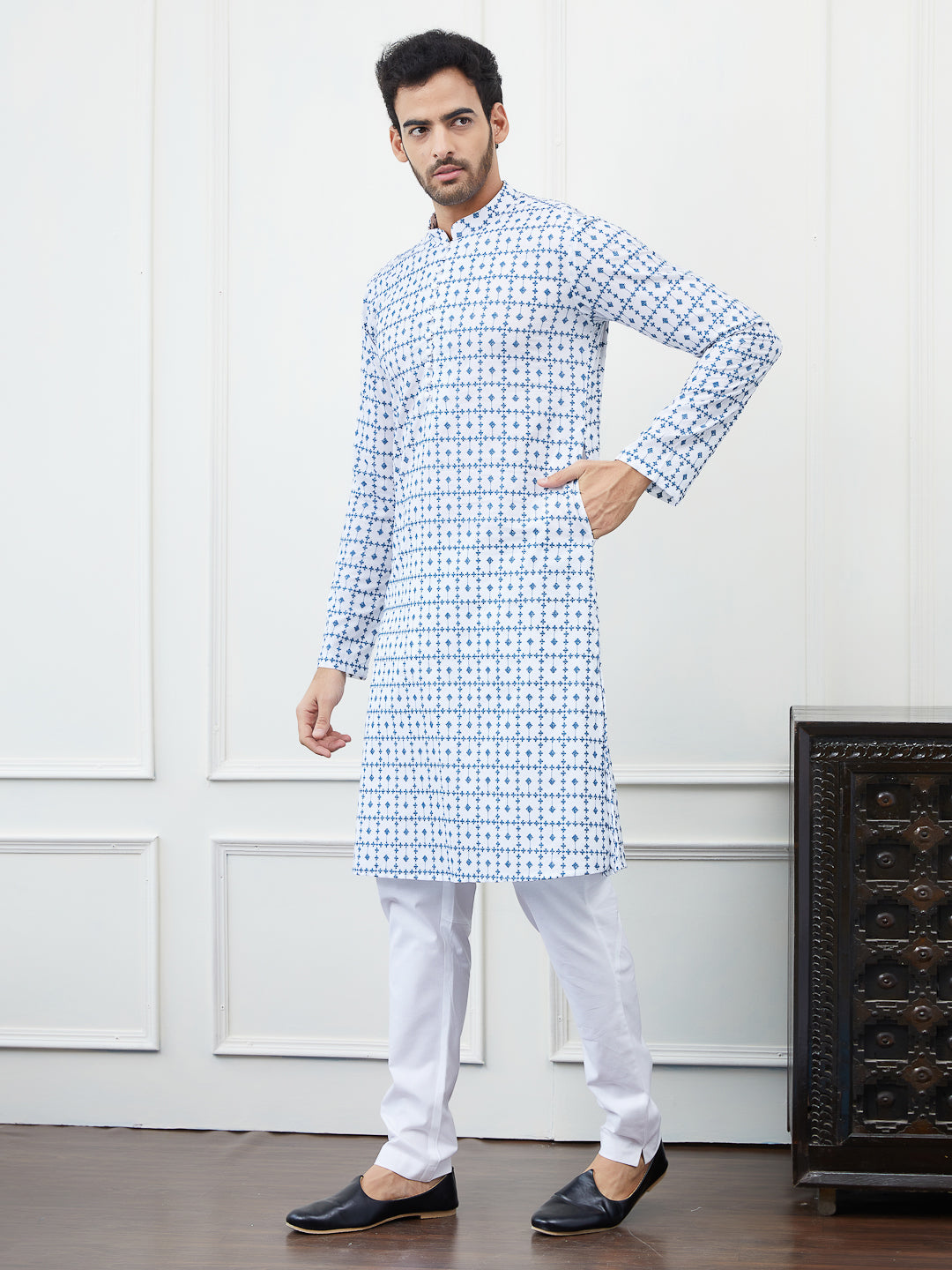 Embroidered Pure Cotton Straight Kurta with Pyjama