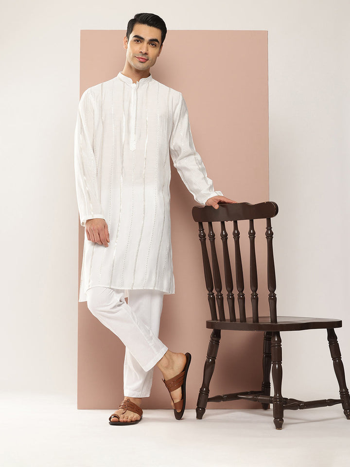 Men's Off-White Sequined & Embroidered Chanderi Silk Straight Kurta