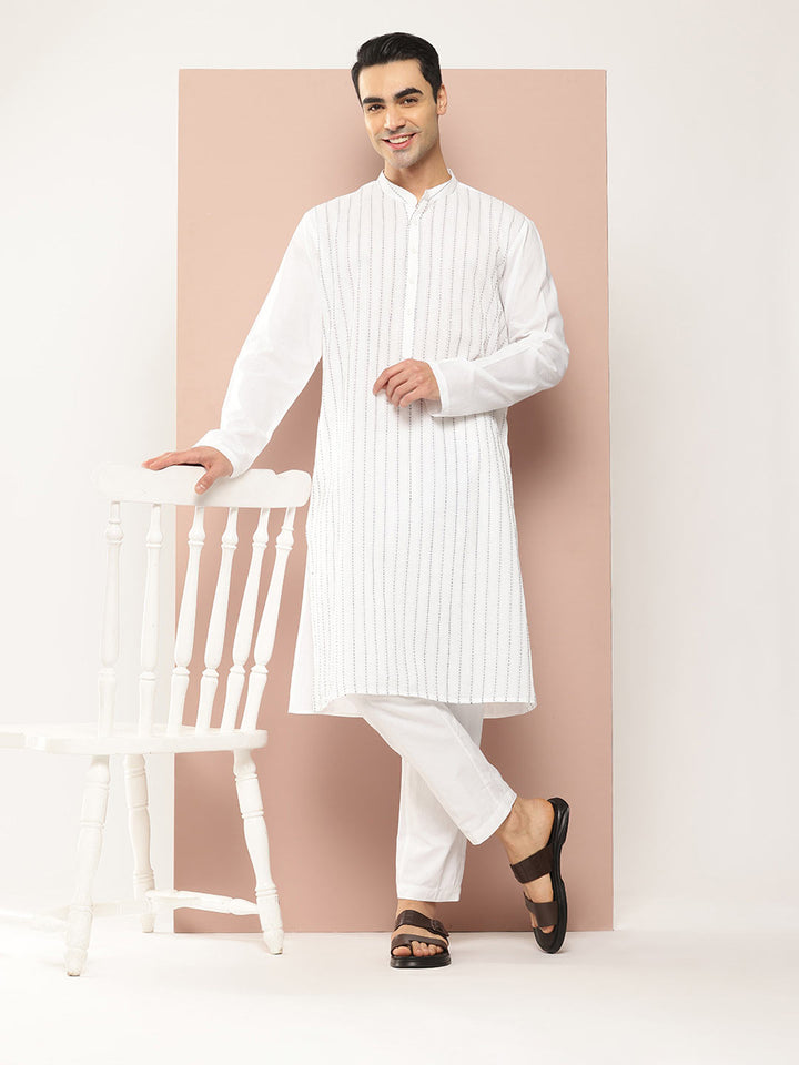 Men's White Cotton Pintex Design Threadwork Kurta