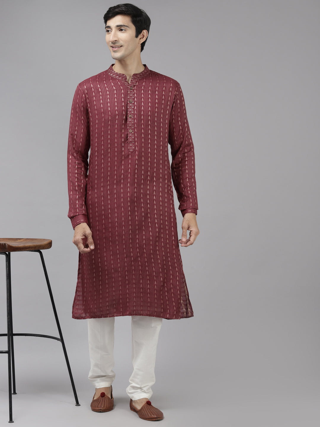 Men Burgundy & Beige Woven Design Thread Work Kurta With Pyjama