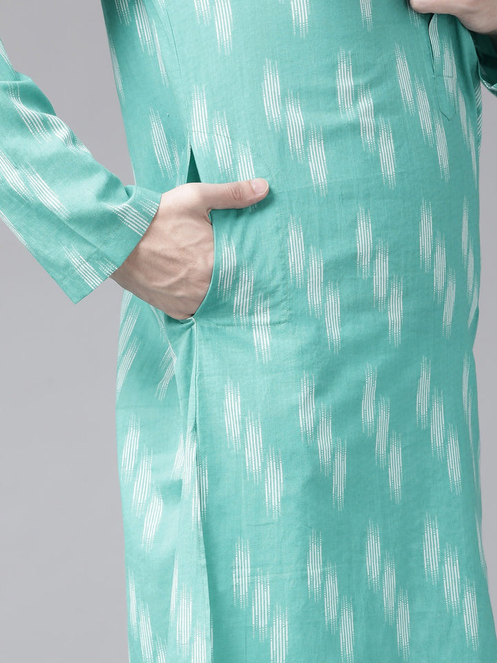 Men Turquoise Blue And White Printed Straight Kurta With Pyjama