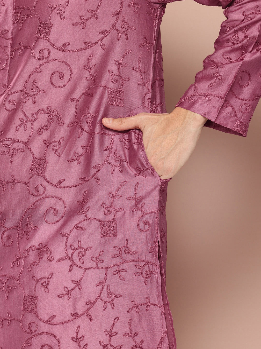 Men's Magenta Embroidered Thread Work Chanderi Silk Straight Kurta