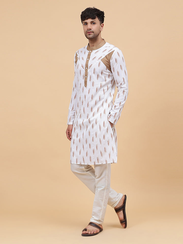 White Ikat Printed Kurta With Pyjama