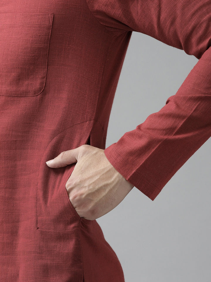 Men Maroon Cotton  Straight Kurta with Slub Effect