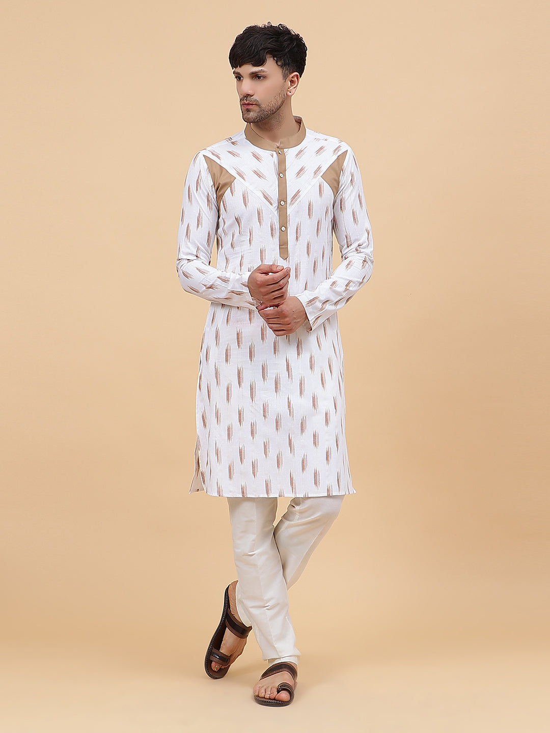 White Ikat Printed Kurta With Pyjama