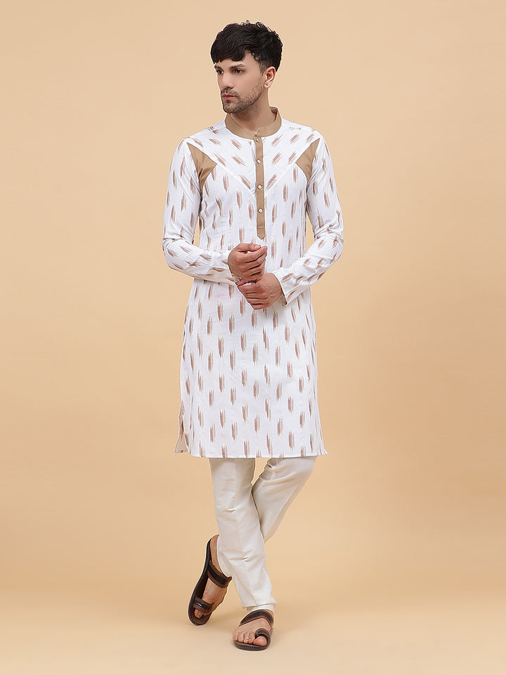 White Ikat Printed Kurta With Pyjama